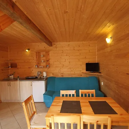 Dworek Leba I Domki Ranczo Itrich Exterior photo